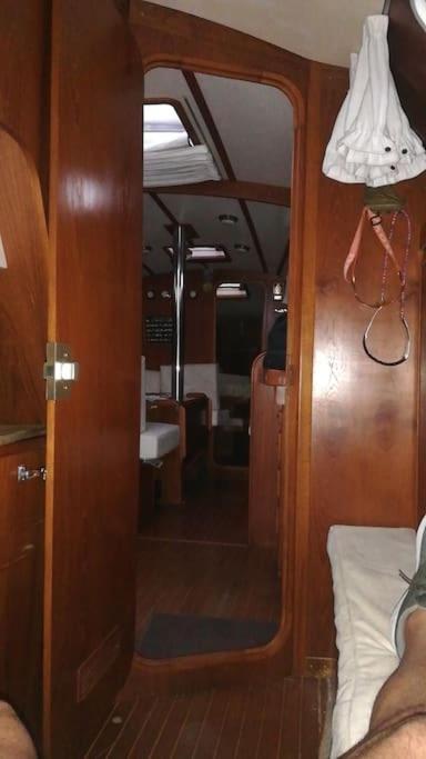 Boat-Apartamento Flotante Cadiz.. La Juanita Arroyo Buitenkant foto